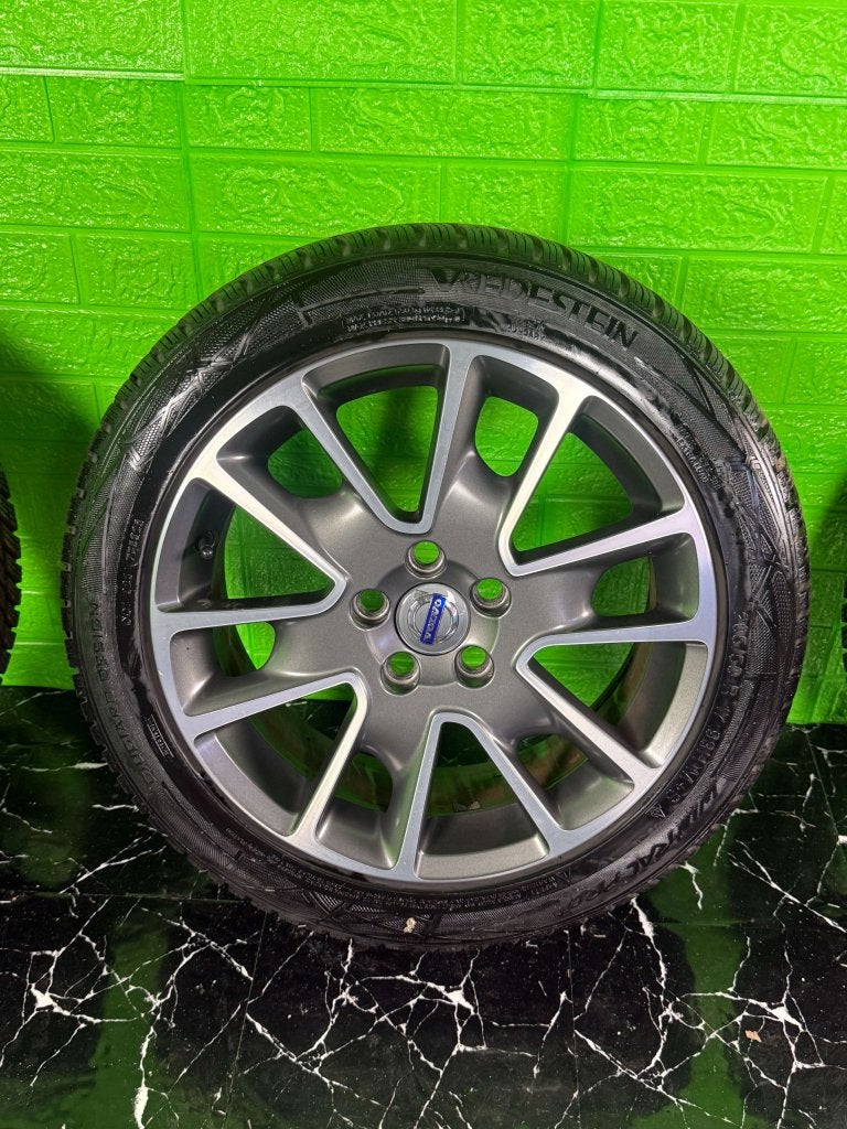 Originele Volvo V40 C30 S40 V50 velgen 17" 5x108 winter 8mm!, Niet ingevuld, Gebruikt, Banden en Velgen, Niet ingevuld