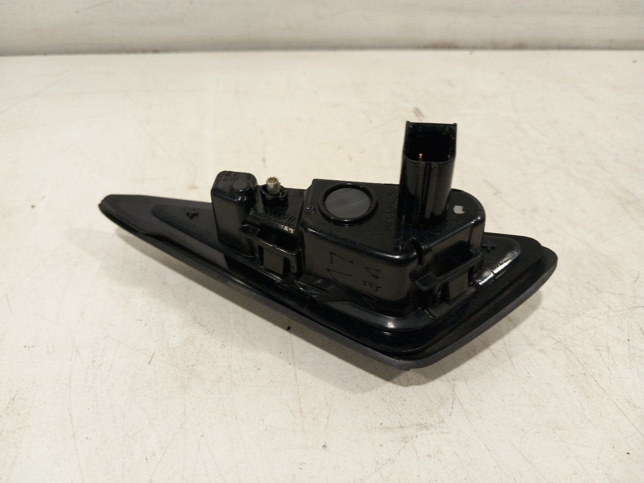 Camera voor Tesla Model S, Onderdelen@venauto.nl, Van der Ven Autorecycling B.V., Gebruikt, Ettenseweg 76, 4706 PB Roosendaal, The Netherlands
