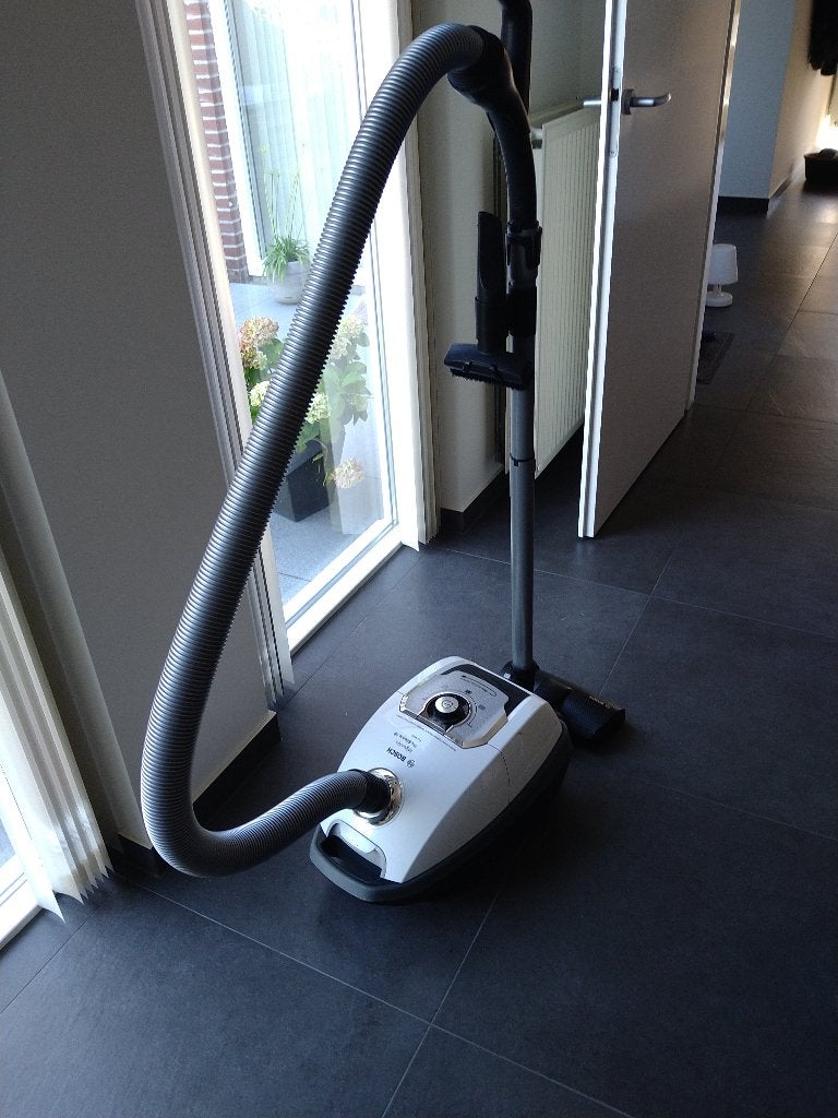 Bosch ingenius Prosilence, Witgoed en Apparatuur, Stofzuigers, Bosch, Zo goed als nieuw, Sledestofzuiger, Ophalen