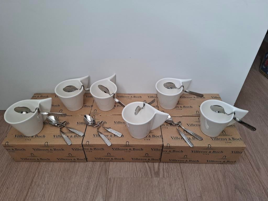 Villeroy & Boch NewWave koffiekopjes met lepels (8 stuks), Nieuw, Ophalen of Verzenden, Overige stijlen, Kop(pen) en/of Schotel(s)