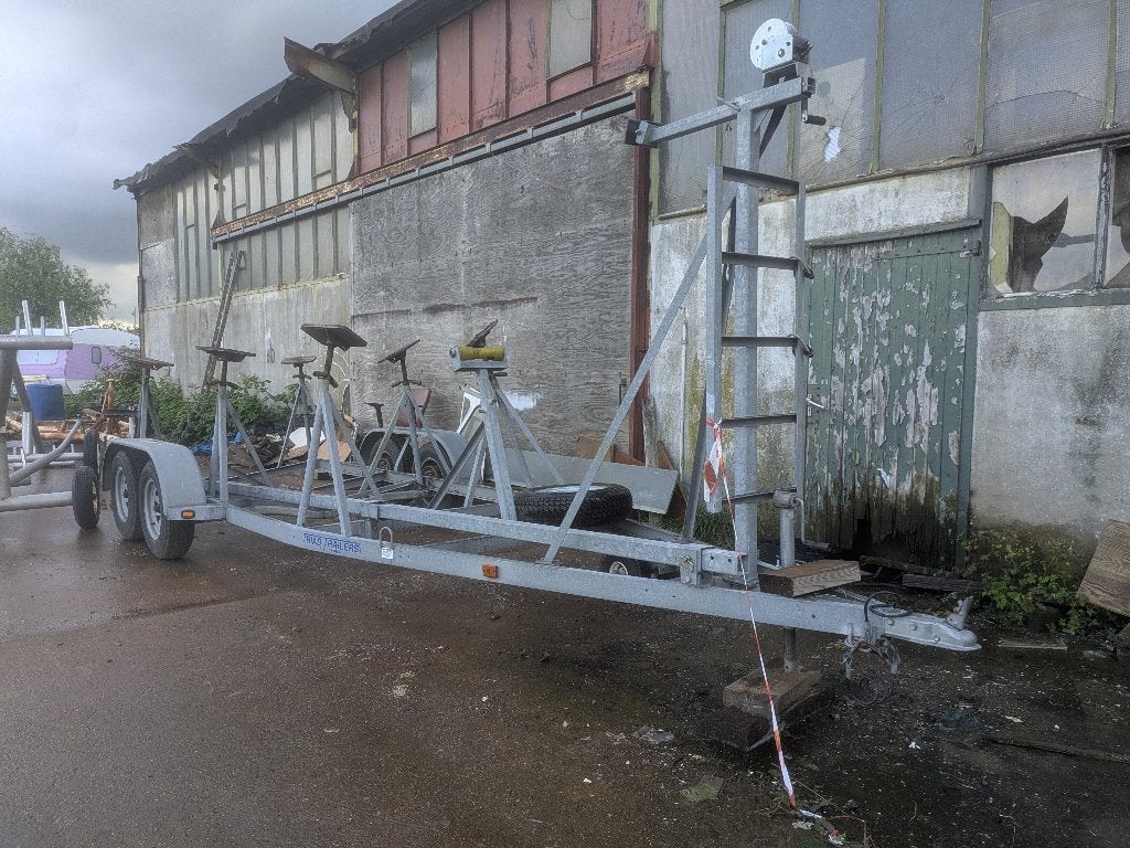 Boottrailer, Watersport en Boten, Boottrailers, Ophalen, Gebruikt, 1500 tot 3000 kg, Dubbelassig (tandemas)