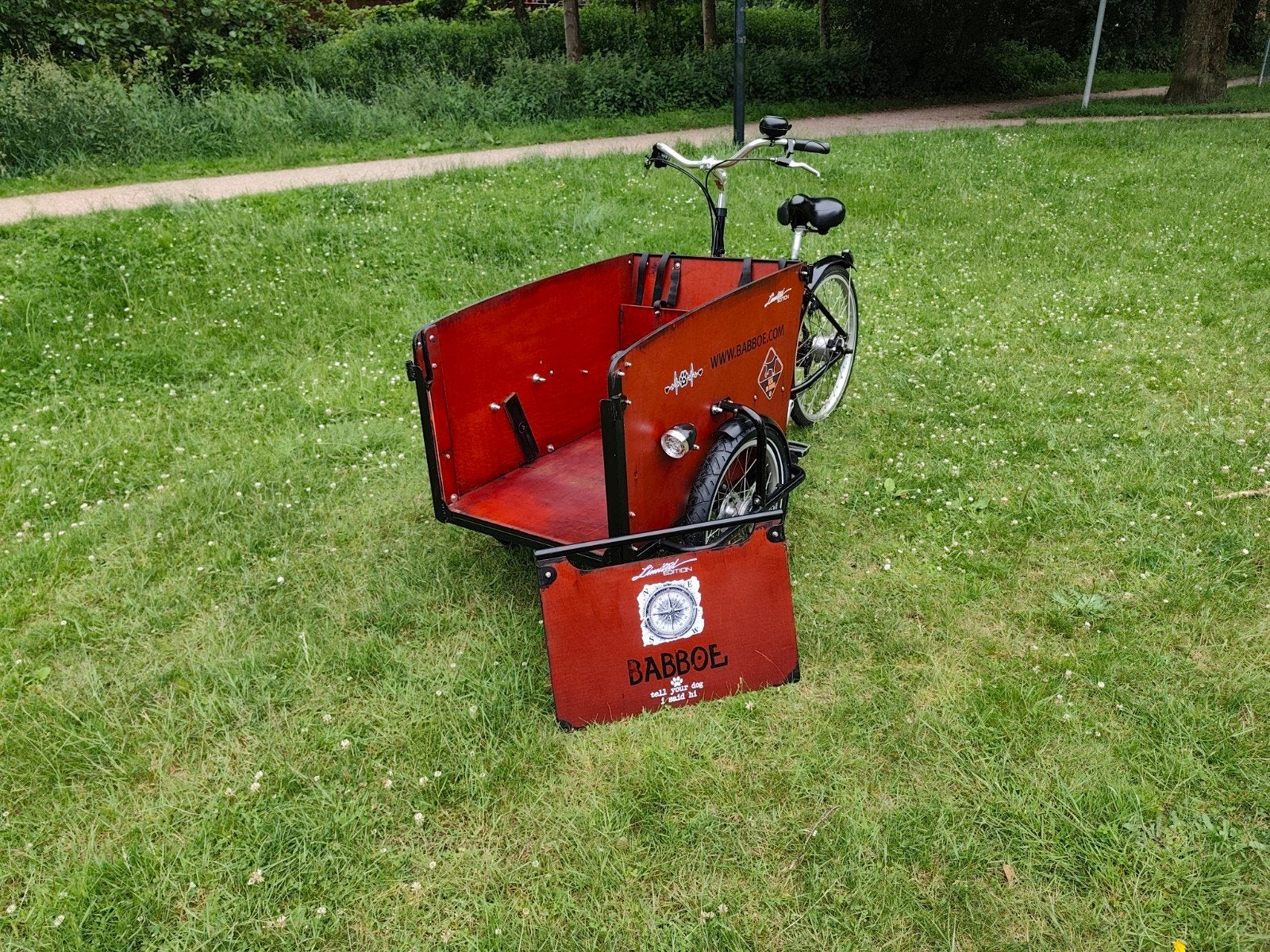 Babboe dog bakfiets gekeurde honden bakfiets schuifdeur, Fietsen en Brommers, Fietsen | Bakfietsen, Ophalen