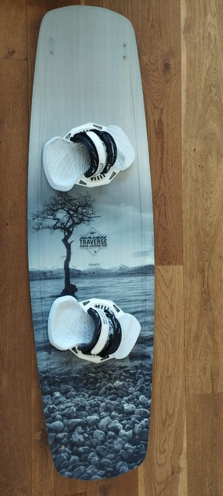Naish Traverse 152*43.5, Twintip, Kiteboard, Ophalen of Verzenden, Zo goed als nieuw