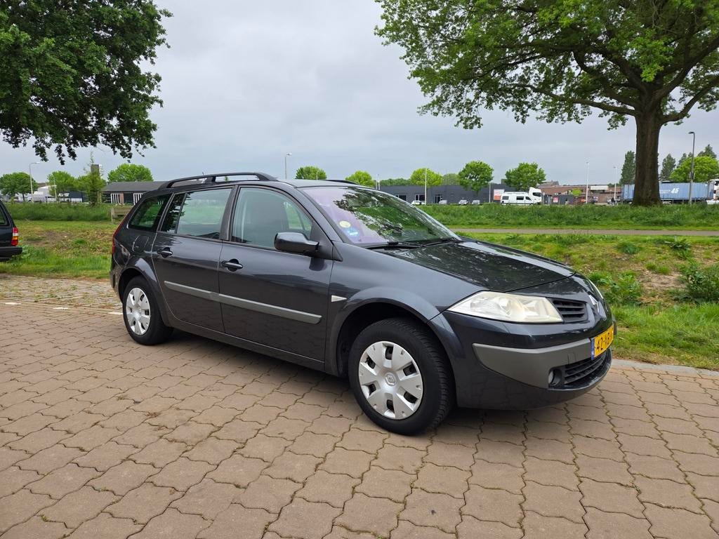 Renault Mégane 1.6 Grand Tour 2007 Grijs, Auto's, Stof, 4 cilinders, Stationwagon, Grijs