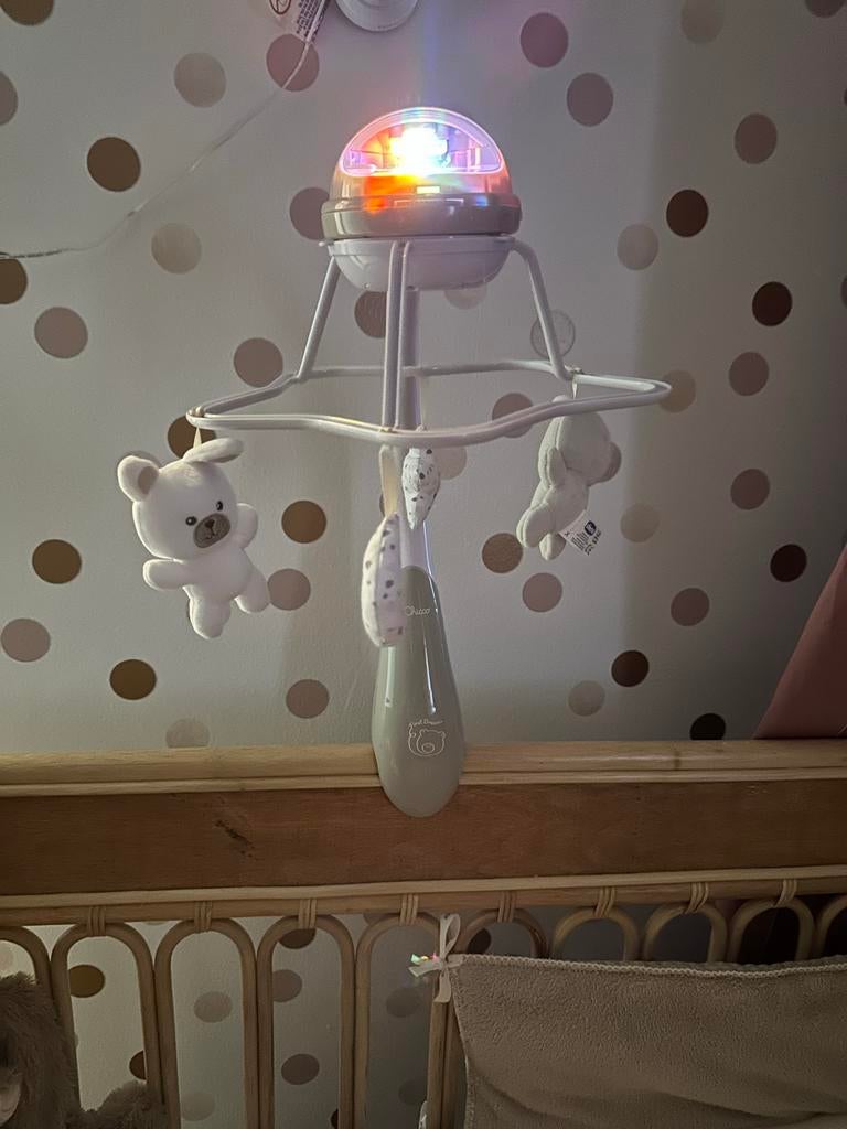 Chicco Muziek Mobiel met Lichtjes, Kinderen en Baby's, Ophalen of Verzenden, Zo goed als nieuw, Ledikant