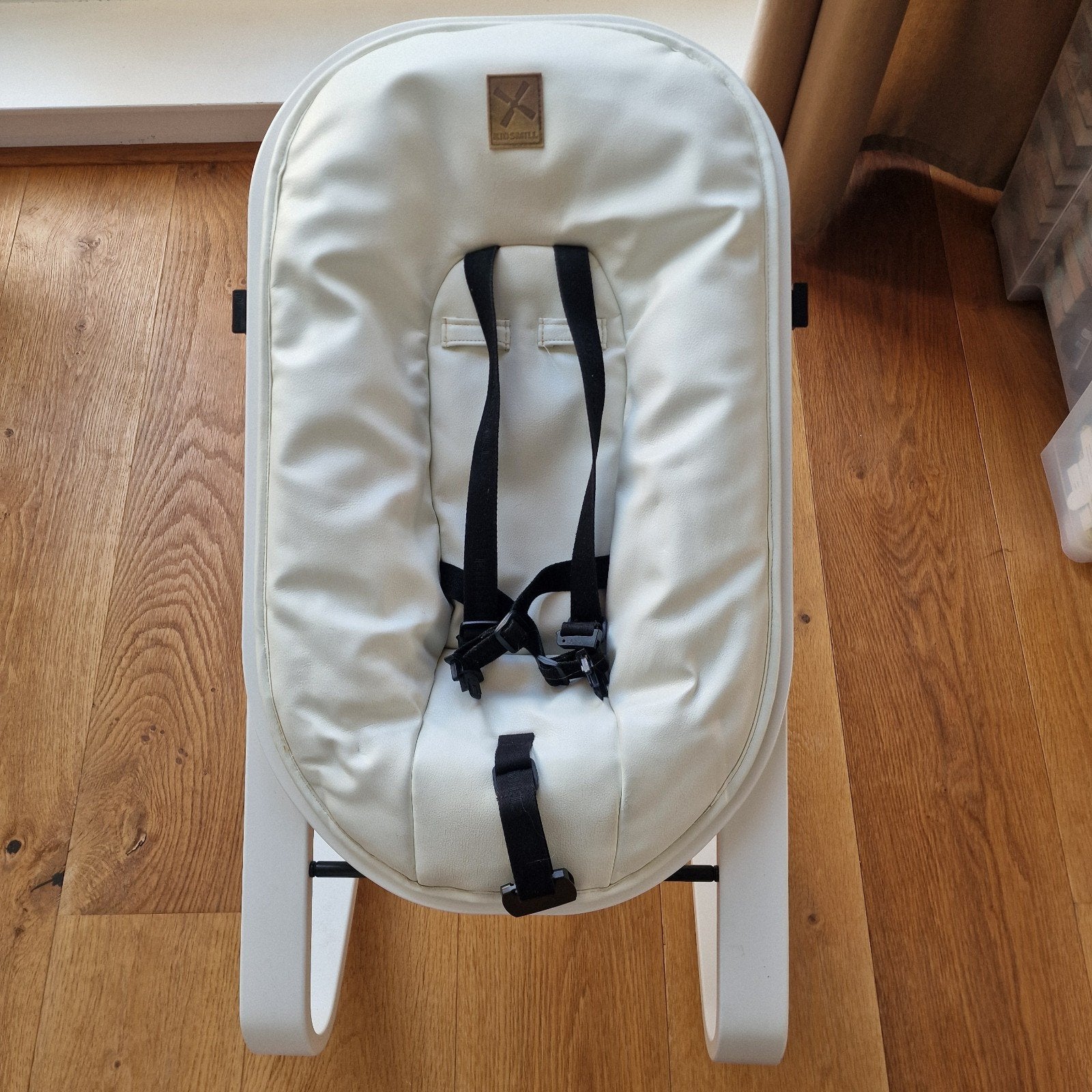 In topstaat, Kidsmill wipstoel wit leren bekleding., Ophalen, Zo goed als nieuw