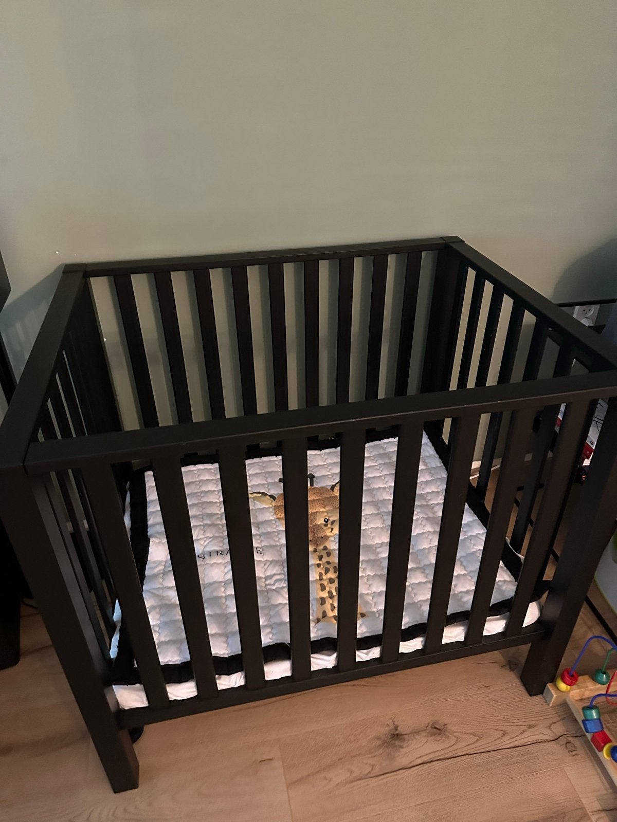 Zwart box met matras en beddengoed, Kinderen en Baby's, Ophalen, Gebruikt