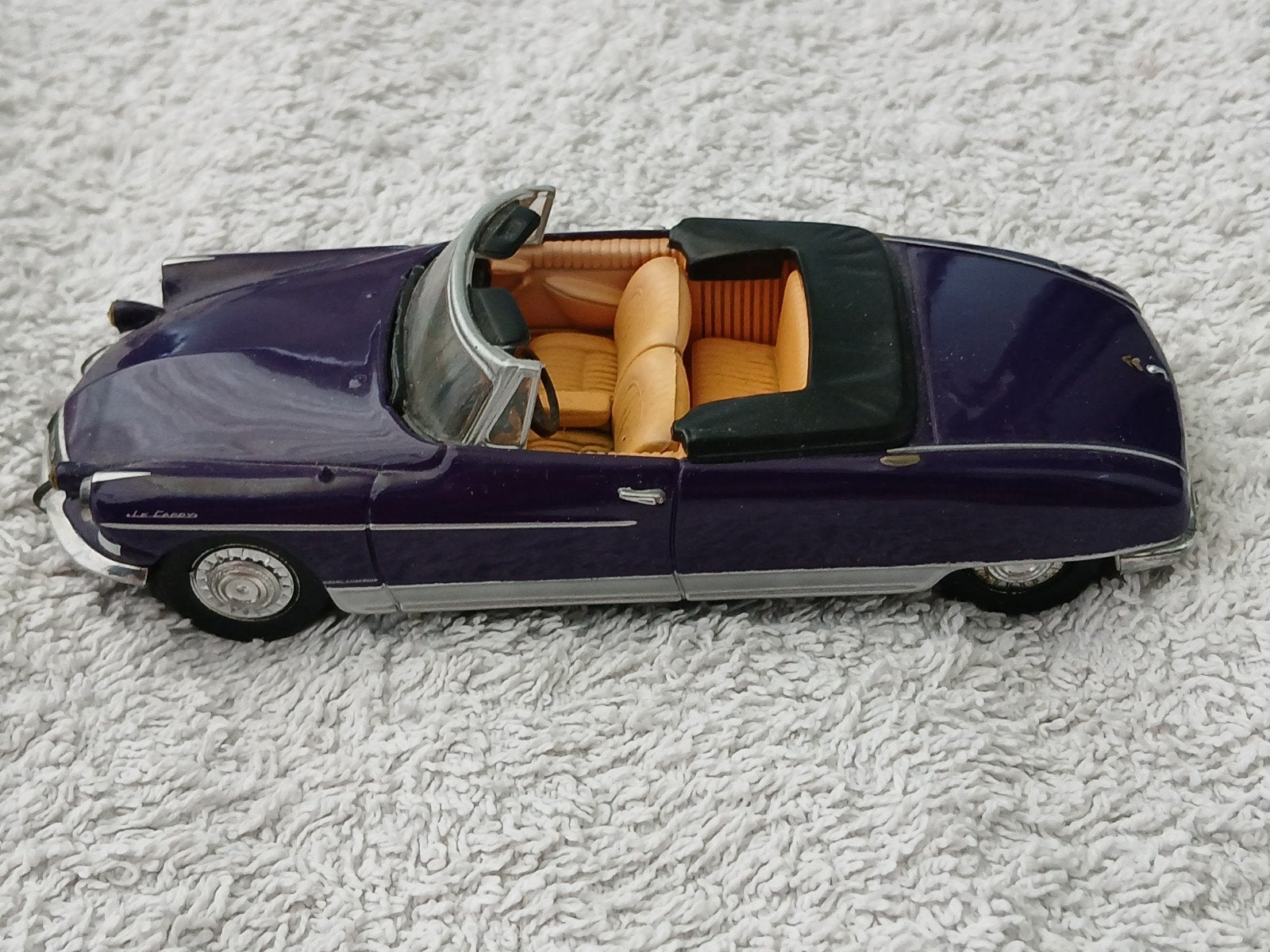 Norev 1/43 Citroën DS 19 Cabriolet "Les caddy" Henry Chapron, Ophalen of Verzenden, Zo goed als nieuw, Auto, Norev
