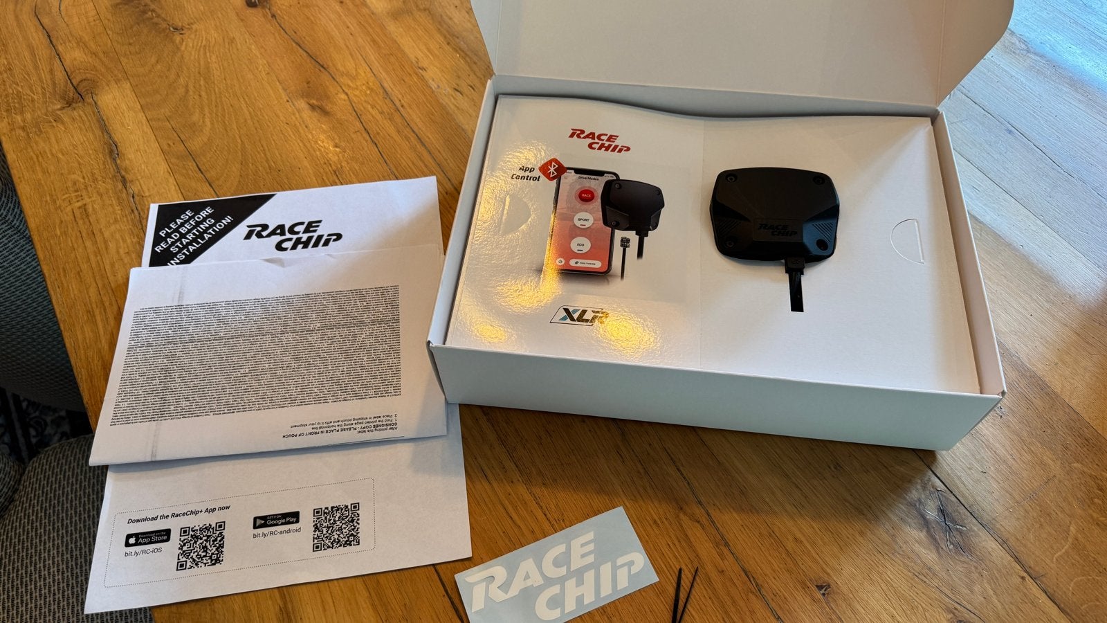 RaceChip XLR gaspedaal tuning BMW N43 motor, Ophalen