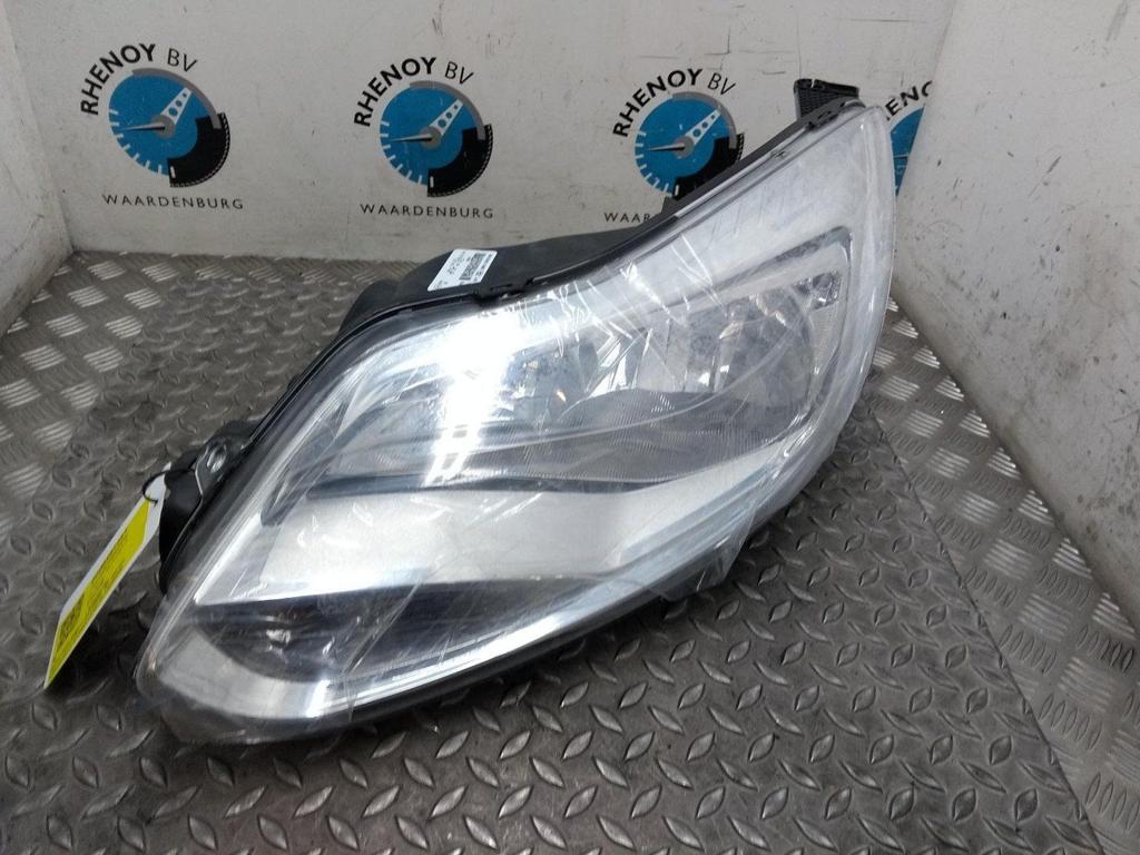 FORD FOCUS KOPLAMP L 2013, Ophalen of Verzenden, Nieuw, Stiba lid
