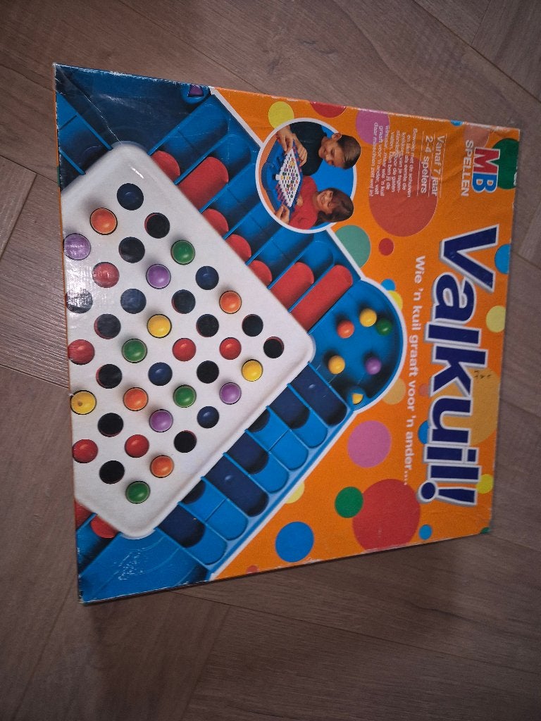 Valkuil, Hobby en Vrije tijd, Gezelschapsspellen | Bordspellen, Ophalen of Verzenden, Gebruikt