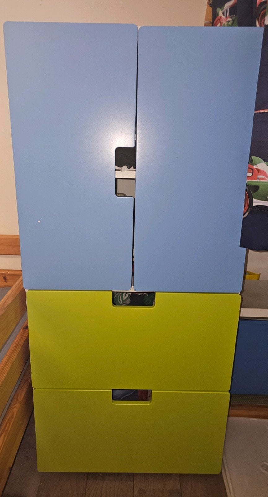 Kinderkast met 2 deuren en 2 lades - Blauw/Groen, Ophalen, Gebruikt, 50 tot 70 cm, 105 cm of meer