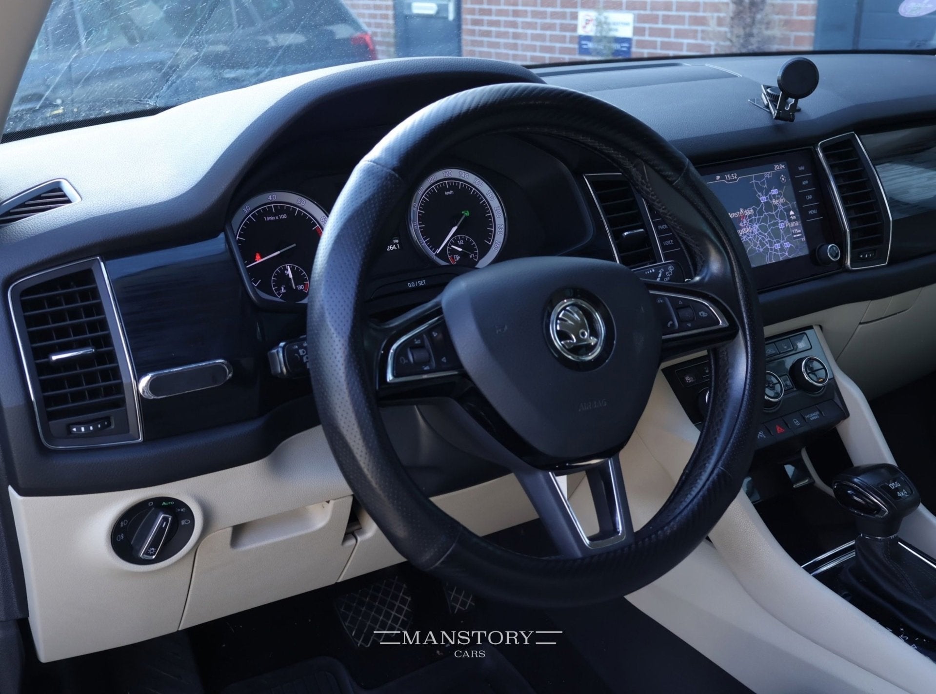 Skoda Kodiaq 2.0 TSI 4x4 Style 7p., Auto's, Gebruikt, Beige, Bedrijf, Vierwielaandrijving