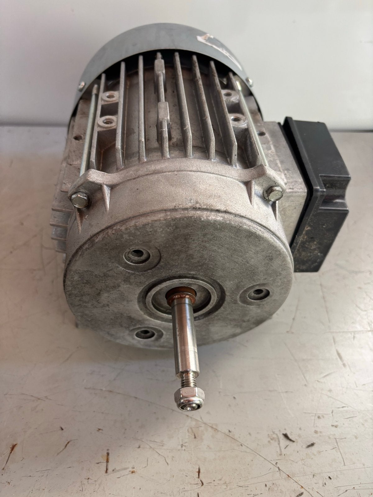 Elektromotor 1,5kW, Asmaat 12 mm, 230/400V, 2800 RPM, Doe-het-zelf en Verbouw, Motoren, Ophalen of Verzenden, Elektromotor