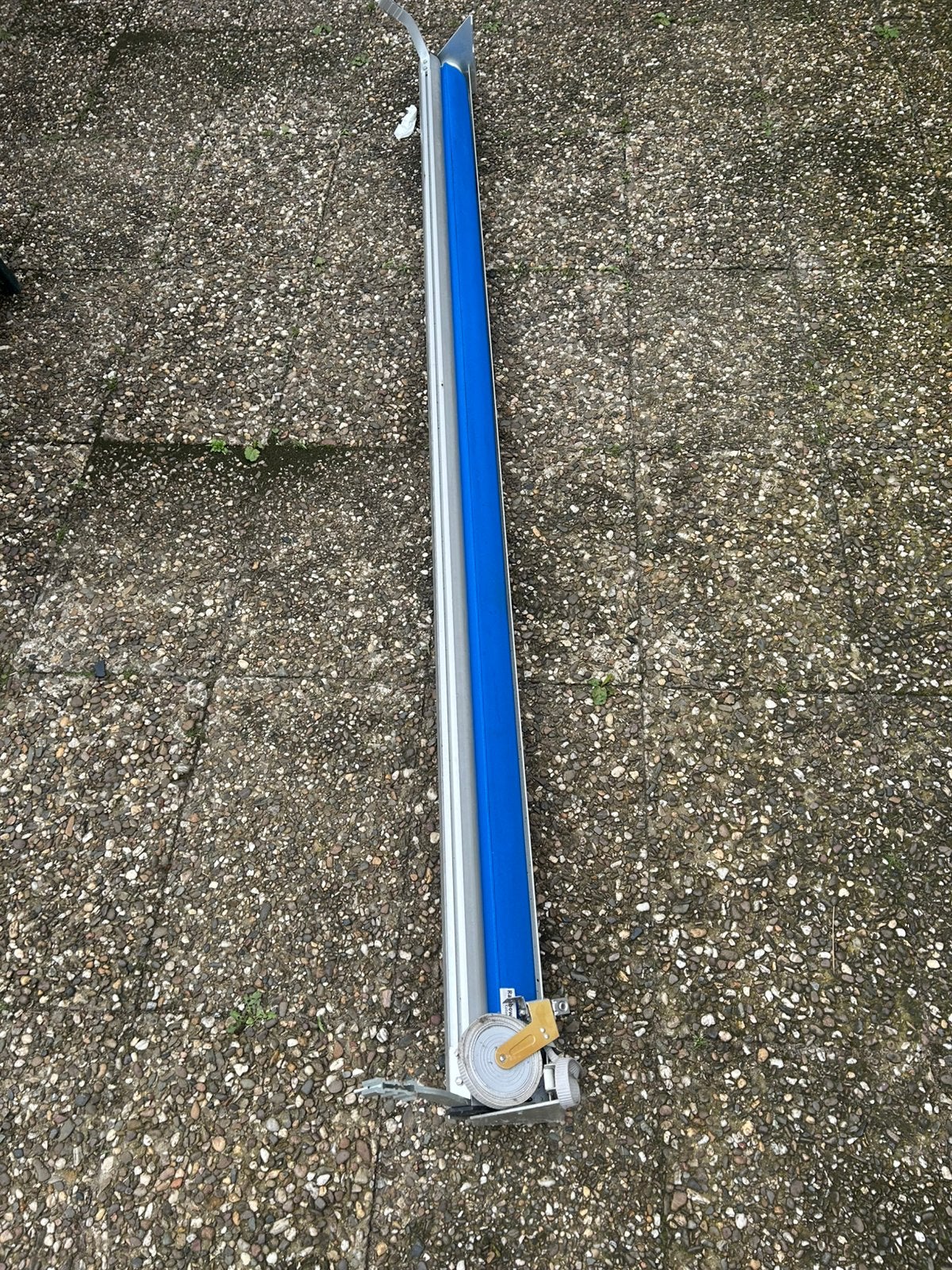 Zonnescherm 3 meter breed - Blauw, Ophalen, Zo goed als nieuw, 150 tot 300 cm, 250 cm tot 450 cm