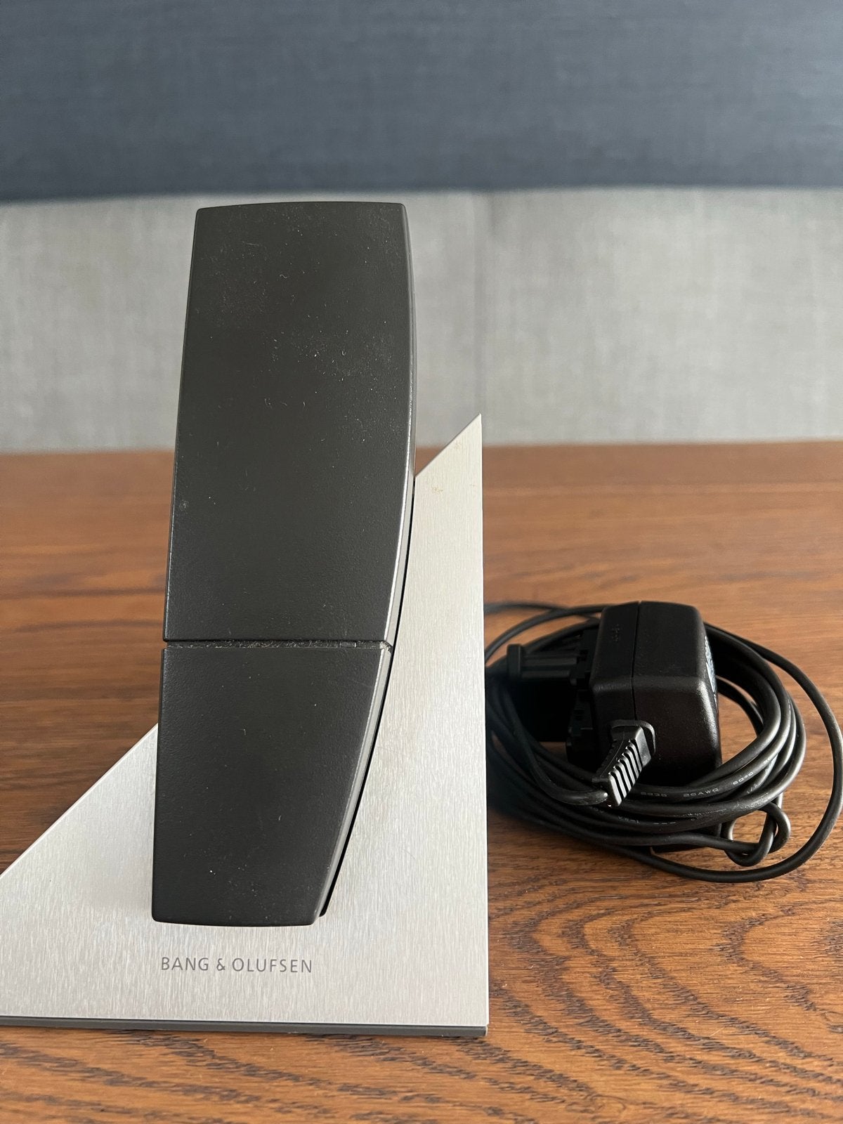 Bang & Olufsen Huistelefoon met oplader, Ophalen of Verzenden, Gebruikt, 1 handset