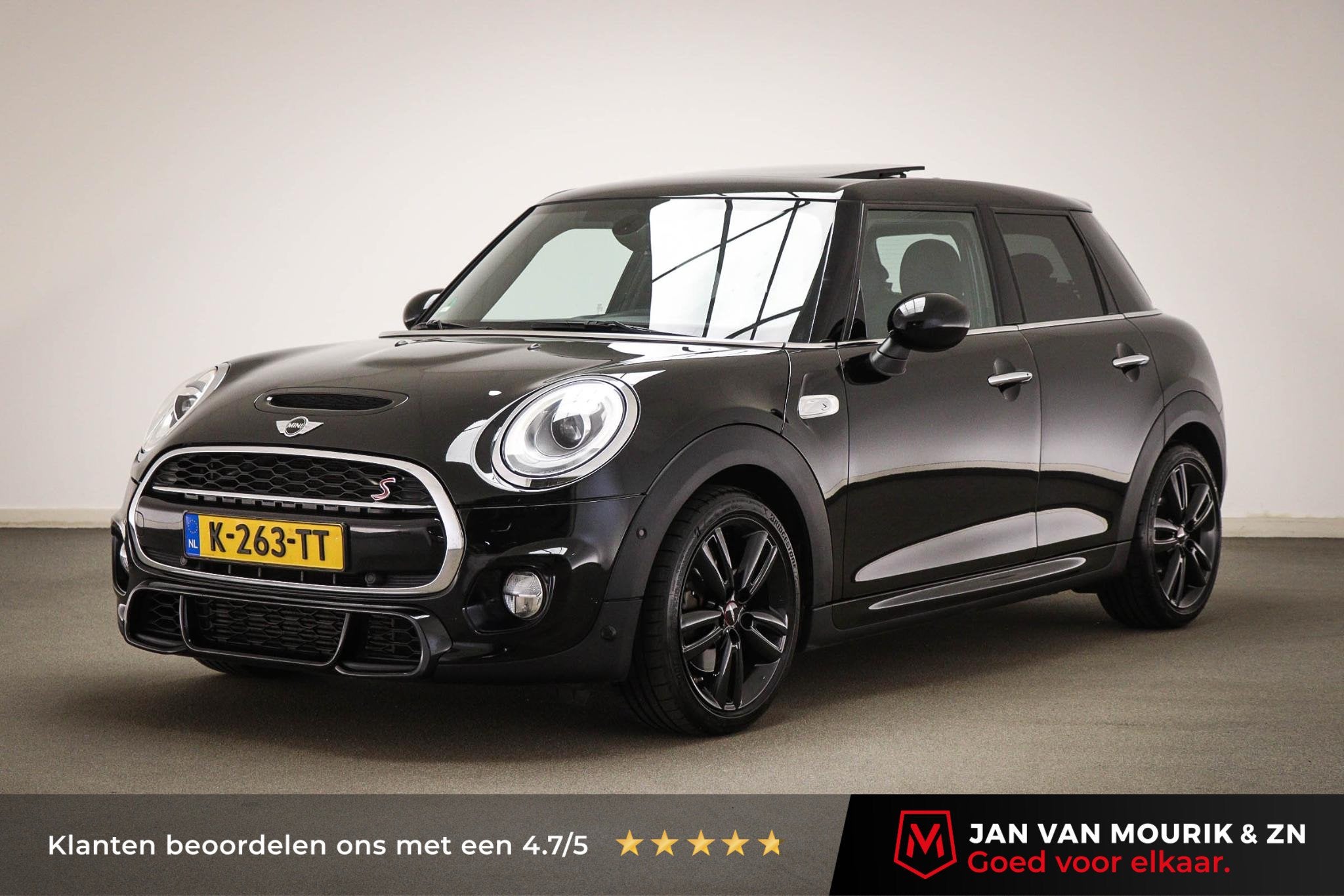 MINI 5-Deurs 2.0 Cooper S Chili Serious Business | PANORAMAD, 1998 cc, Gebruikt, Zwart, Leder