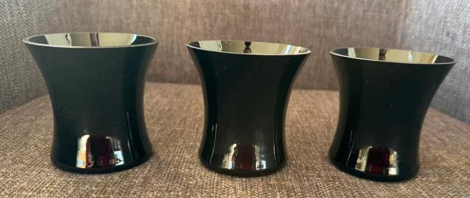 Drie zwarte glazen vaasjes van PTMD Collection, Zwart, Ophalen of Verzenden, Minder dan 50 cm, Glas