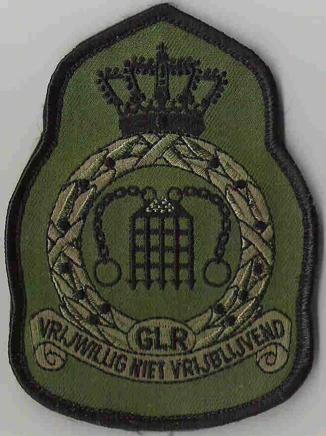 Gezocht: Embleem GLR - Vrijwillig Niet Vrijblijvend, Ophalen of Verzenden, Landmacht, Nederland, Embleem of Badge