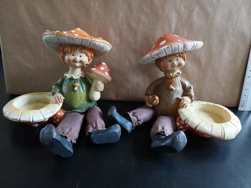 2 herfst popjes met bungelbeentjes, Ophalen of Verzenden