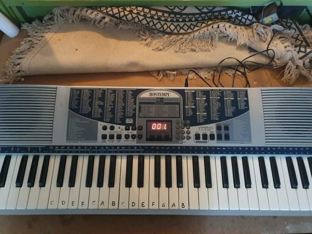 keyboard Bontempi, Muziek en Instrumenten, Keyboards, Midi-aansluiting, Ophalen, Overige merken, 61 toetsen