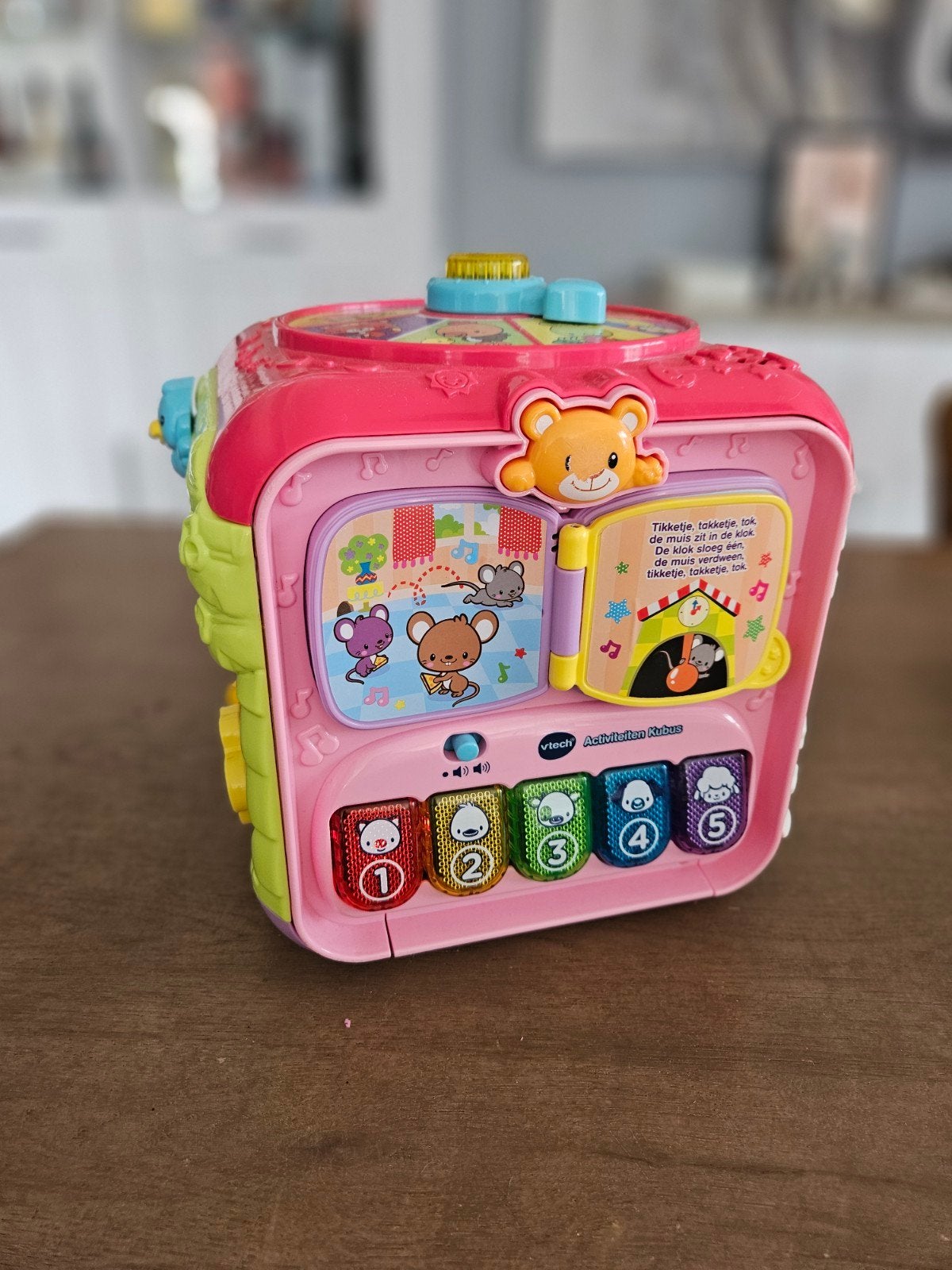 V-tech activiteiten kubus, Kinderen en Baby's, Ophalen, Zo goed als nieuw, 6 maanden tot 2 jaar