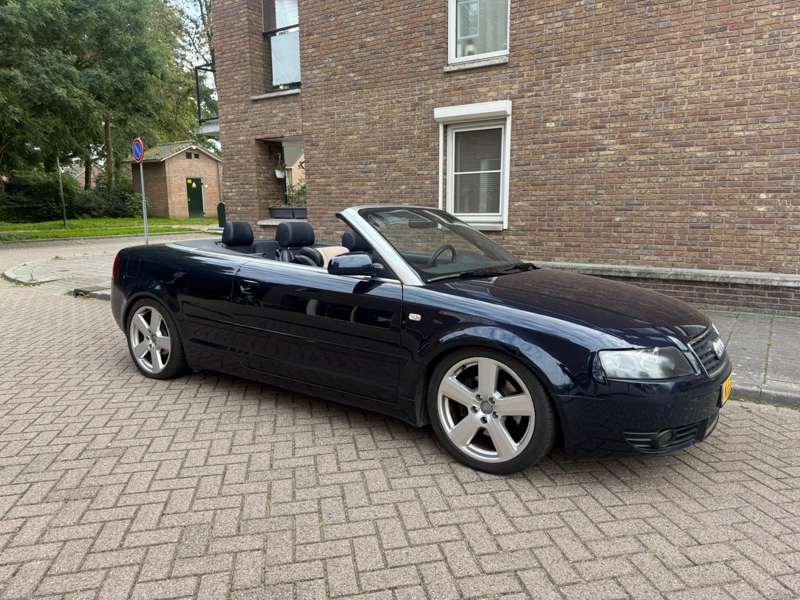 Audi A4 3.0 V6 Cabrio AUT 2002 Blauw, Auto's, Cabriolet, A4, 10 km/l, Particulier