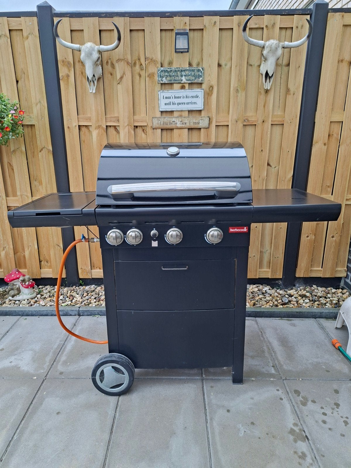Gas bbq met volle gasfles + afdekhoes., Ophalen, Gebruikt