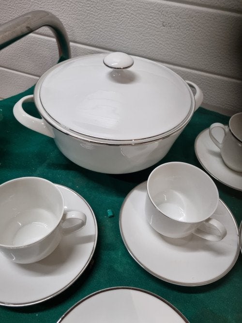koffie servies arsberg 182S wit zilveren rand, Huis en Inrichting, Keuken | Servies, Ophalen of Verzenden, 'T Olde Gre-j, Info@toldegrej.nl