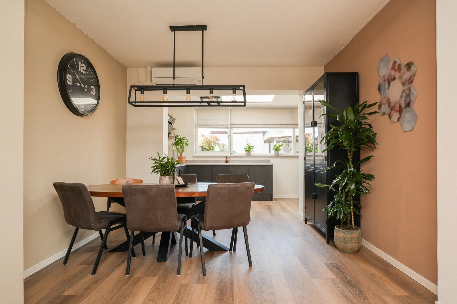 Eettafel met stalen poot (225x104 cm) 6 pers, Huis en Inrichting, Ophalen, 200 cm of meer, 50 tot 100 cm, Zo goed als nieuw