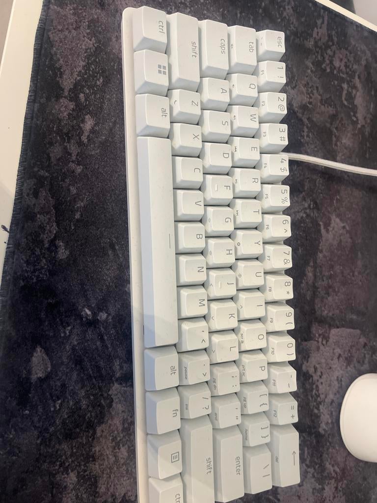 Wit mechanisch toetsenbord, Ophalen of Verzenden, Qwerty, Gebruikt, Bedraad