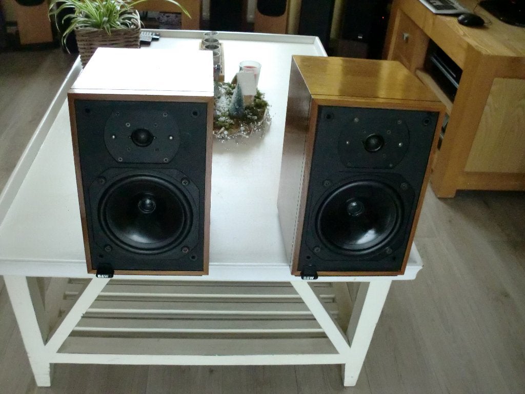 Bowers and Wilkins DM12 Compact Loudspeaker System, Audio, Tv en Foto, Luidsprekers, Ophalen of Verzenden, Zo goed als nieuw, 60 tot 120 watt