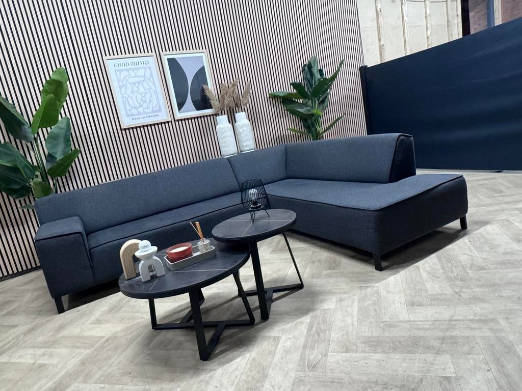 ZGAN Moderne Montel Strike Hoekbank - Antraciet - 272 x 215, Huis en Inrichting, Banken | Bankstellen, 250 tot 300 cm, -, -, Hoekbank