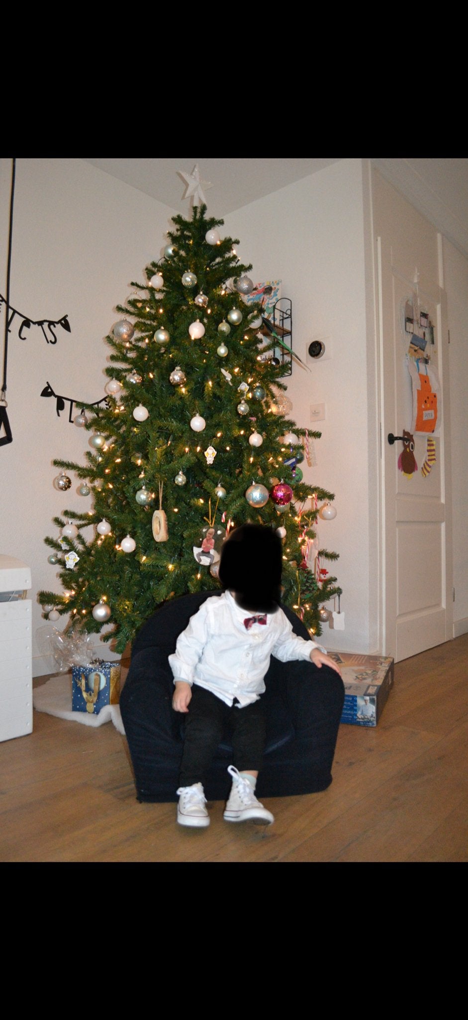 Kunst kerstboom, Ophalen