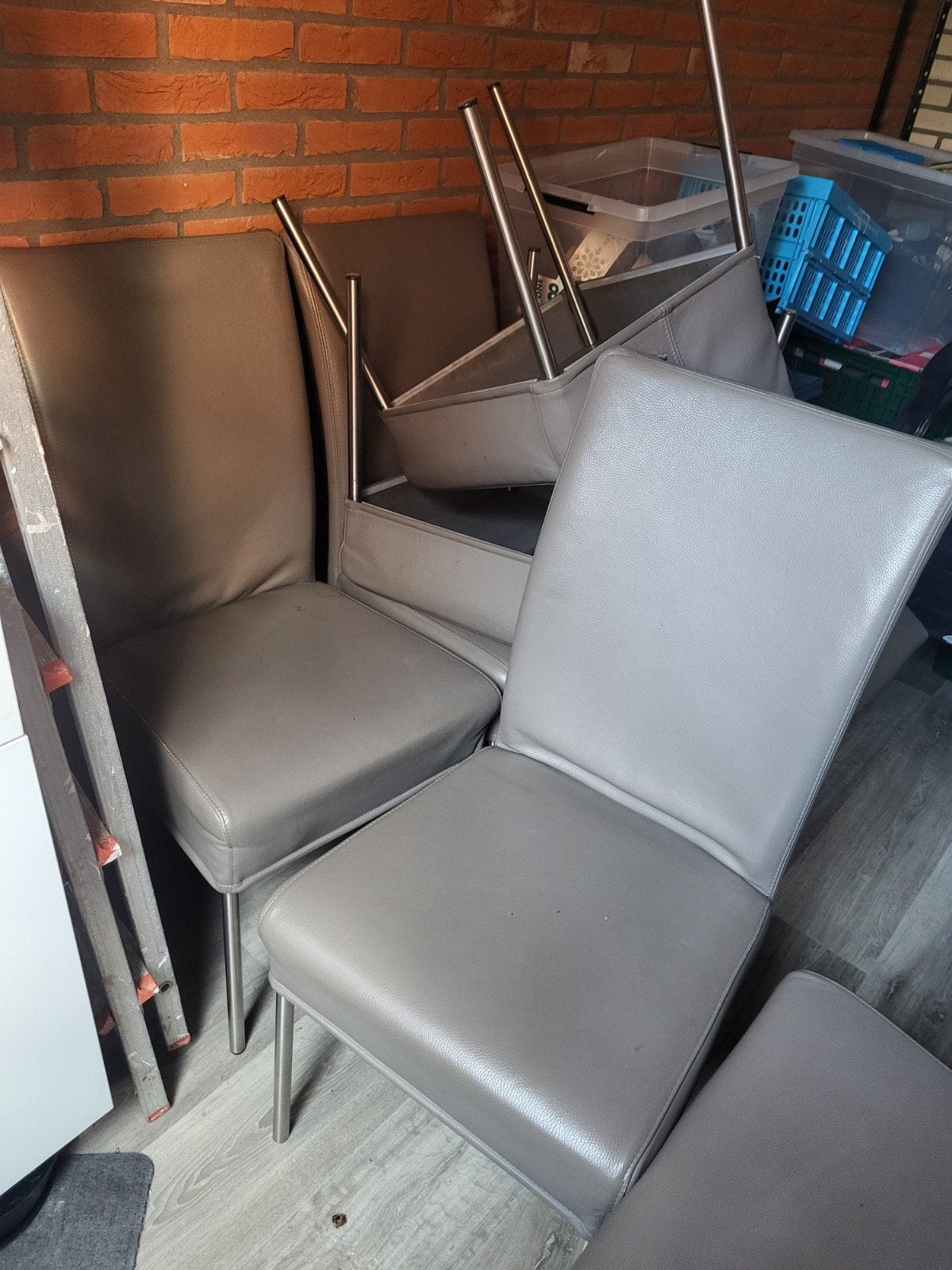 lederen eetkamerstoelen, Tuin en Terras, Ophalen, Zo goed als nieuw