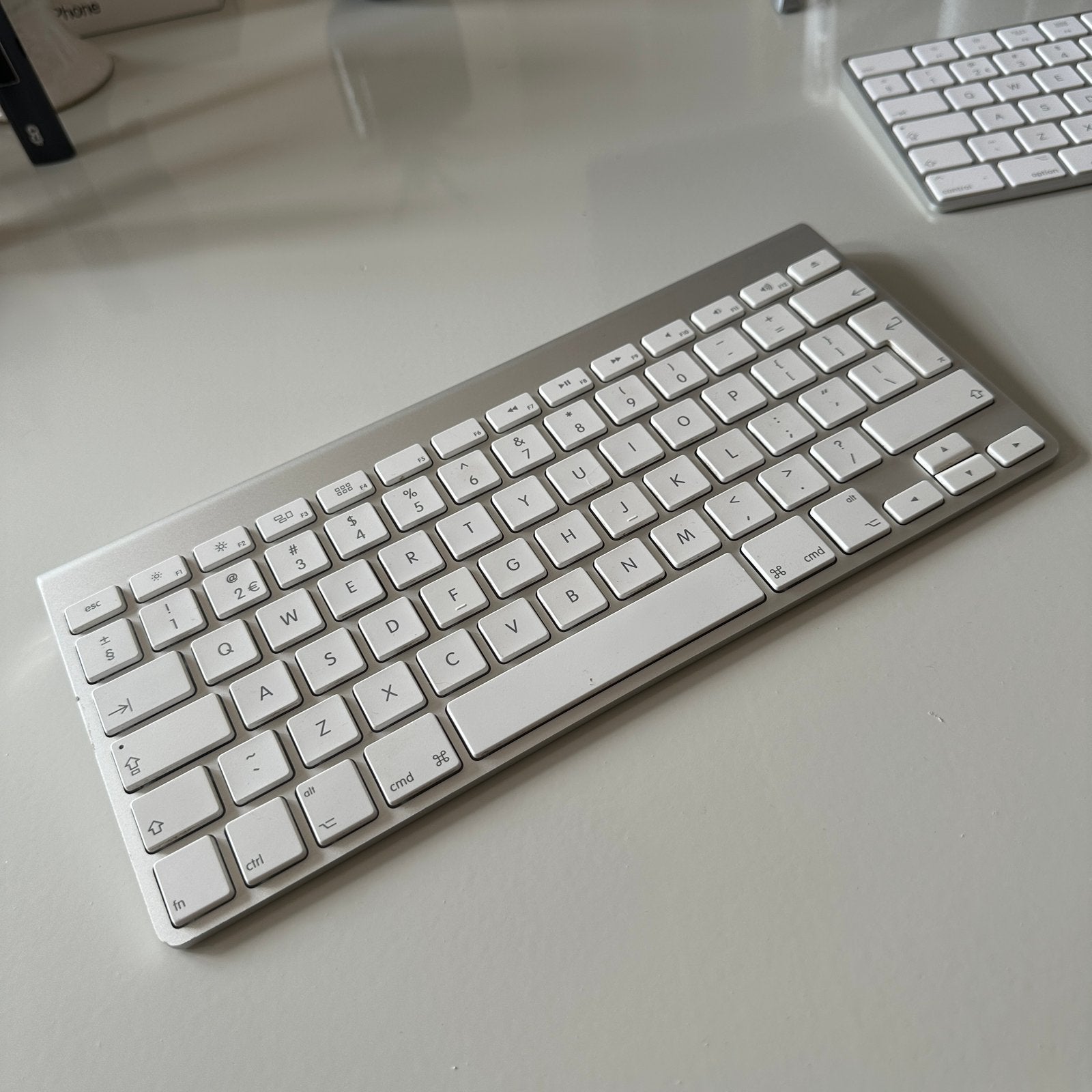 Apple magic toetsenbord | Draadloos, Computers en Software, Toetsenborden, Ophalen of Verzenden, Qwerty, Zo goed als nieuw, Draadloos