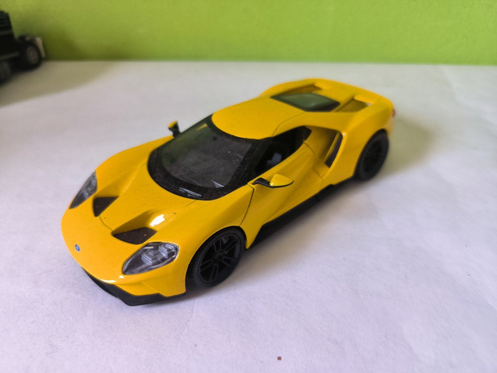 Gele Ford GT modelauto met openende deuren en motorkap, Ophalen of Verzenden, Gebruikt