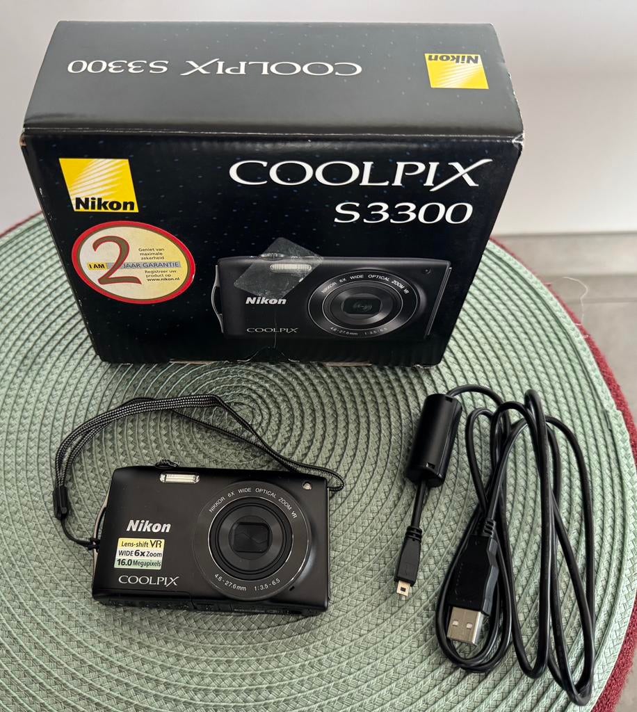 Nikon Coolpix S3300 met onderwaterhuis - onderwater camera, Compact, Ophalen of Verzenden, Zo goed als nieuw, 4 t/m 7 keer