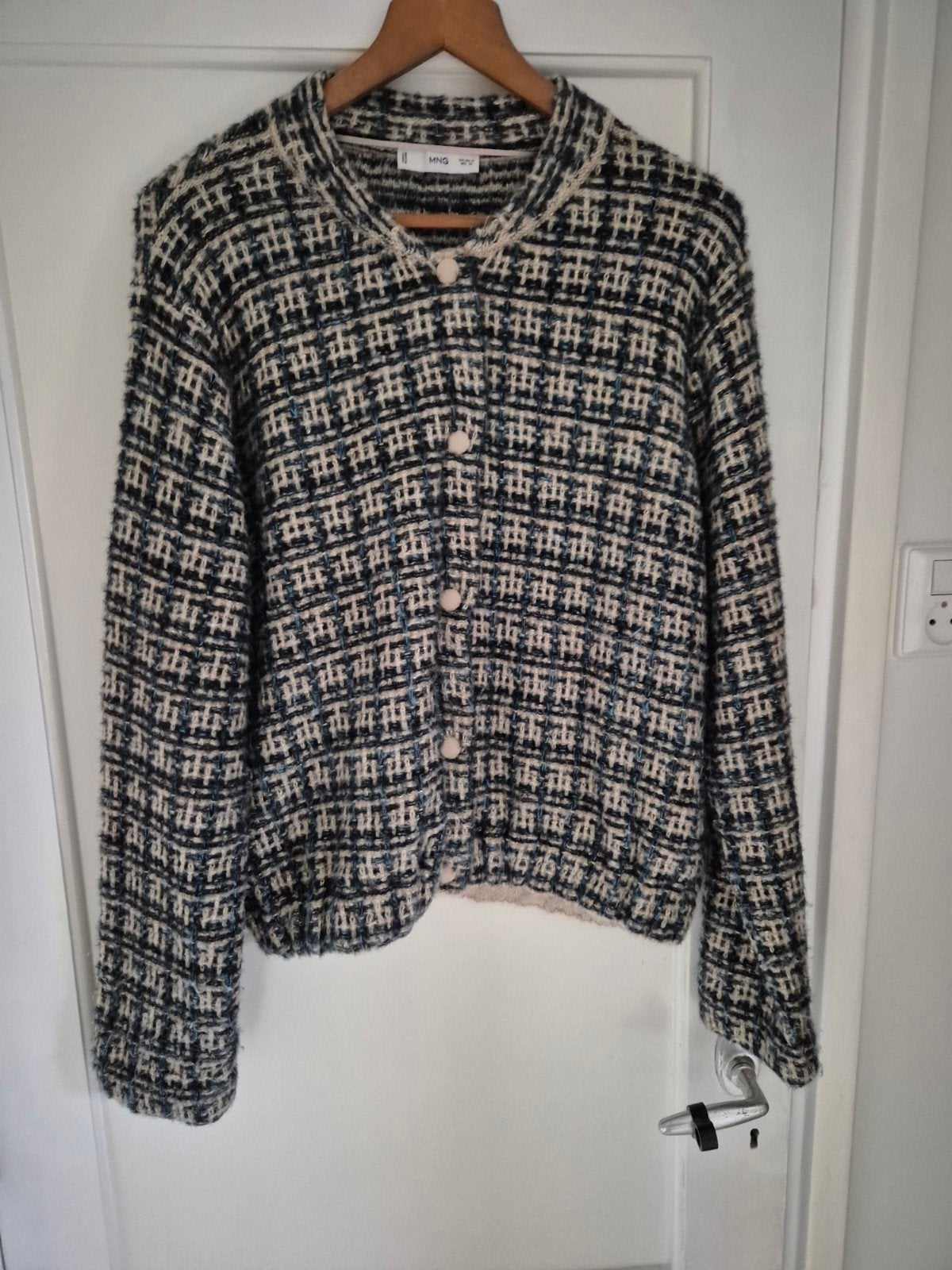 Super gaaf vest/ jasje van Mango maat XL. Deze is mij door g, Mango, Beige, Maat 46/48 (XL) of groter, Ophalen of Verzenden