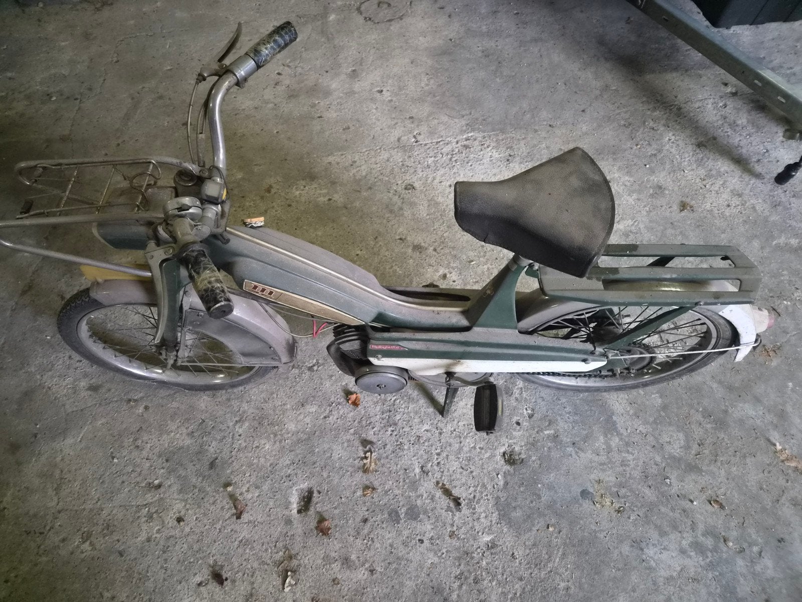 Mobylette brommer - Garagevondst zonder papieren, Fietsen en Brommers, Brommers | Oldtimers, Ophalen of Verzenden, Overige merken