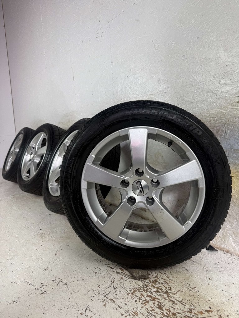 Audi A3 TT Golf Caddy Seat Skoda velgen 16" 5x112 winterset