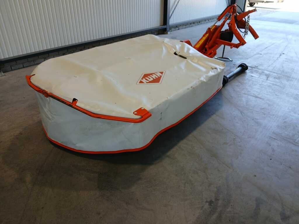 Kuhn GMD 24 schijvenmaaier, KUHN-Geldr, Overige, Nuenenseweg 165
5667 KP  Geldrop, Info.nl@kuhn.com