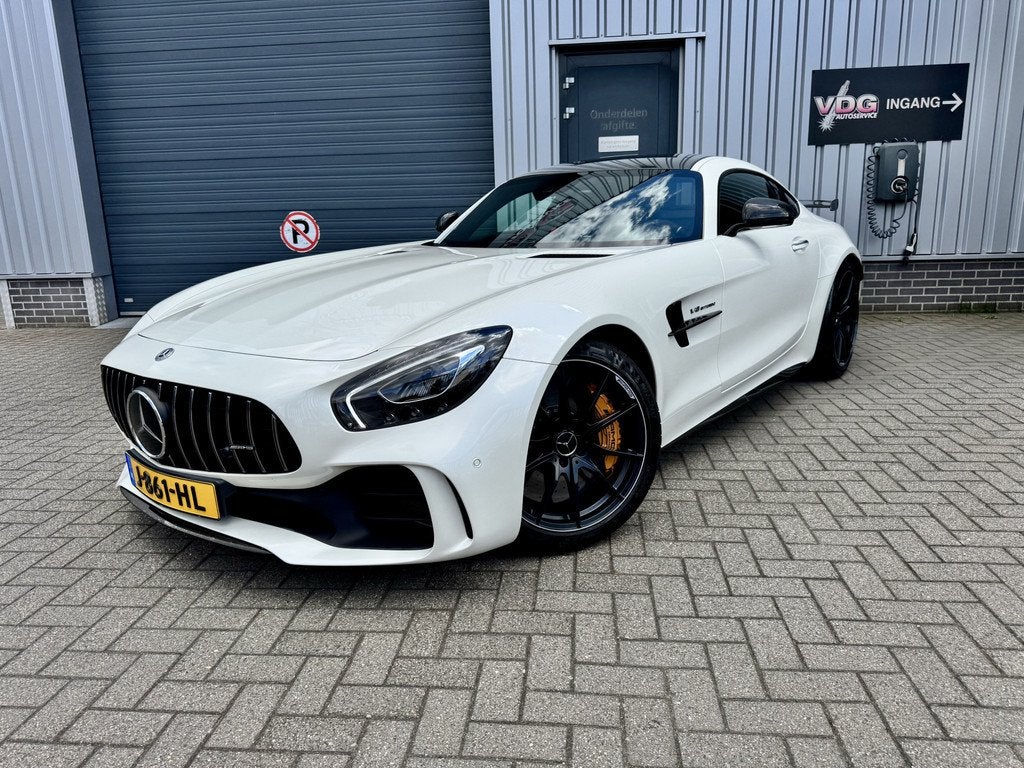 Mercedes-Benz AMG GT 4.0 R Full Carbon Keramisch (bj 2017), Auto's, Mercedes-Benz, Automaat, Achterwielaandrijving, Gebruikt, Wit