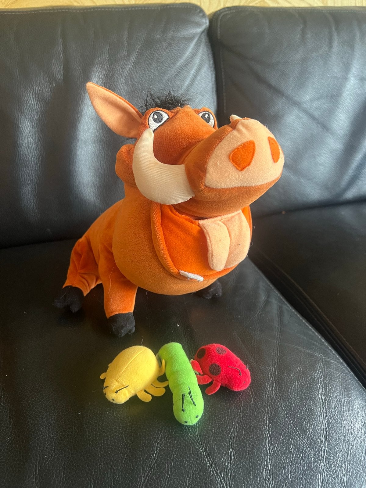 Disney Lion King Pumbaa knuffel met geluid - Hasbro, Kinderen en Baby's, Speelgoed | Knuffels en Pluche, Oranje, Gebruikt, Overige merken