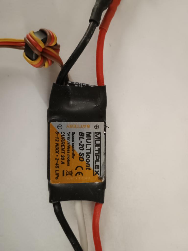 Regelaars, Hobby en Vrije tijd, Modelbouw | Radiografisch | Vliegtuigen, Ophalen of Verzenden, Zo goed als nieuw, Elektro