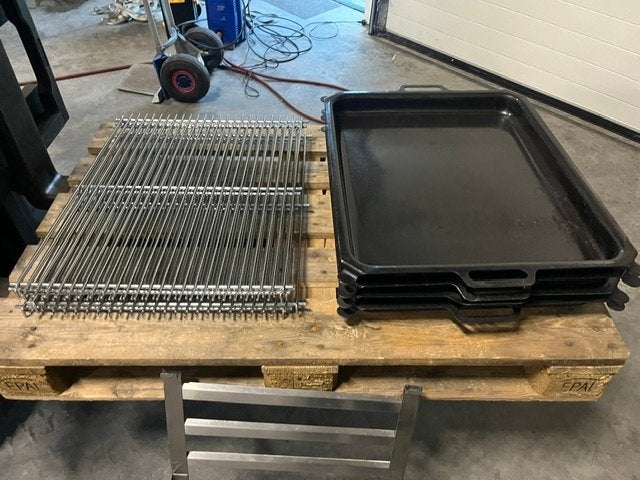 4 bakplaten gebruikt 4 rooster nieuw hendi barbecue bbq, Tuin en Terras, Ophalen, Gebruikt, Hendi