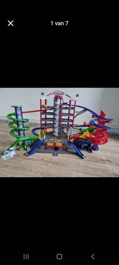 Grote speelgoedgarage met auto's en treintje, Kinderen en Baby's, Speelgoed | Speelgoedvoertuigen, Ophalen, Gebruikt