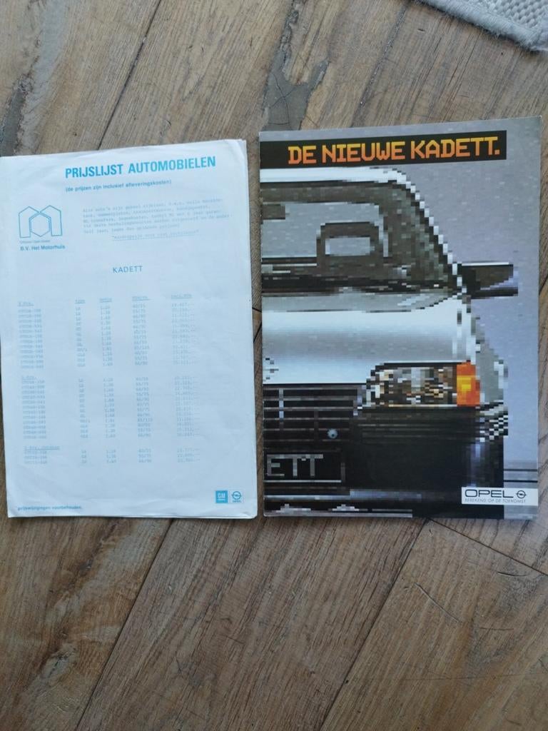 Opel Kadett E Brochure en Prijslijst 1984 - De Nieuwe Kadett, Opel, Zo goed als nieuw, Opel, Ophalen of Verzenden