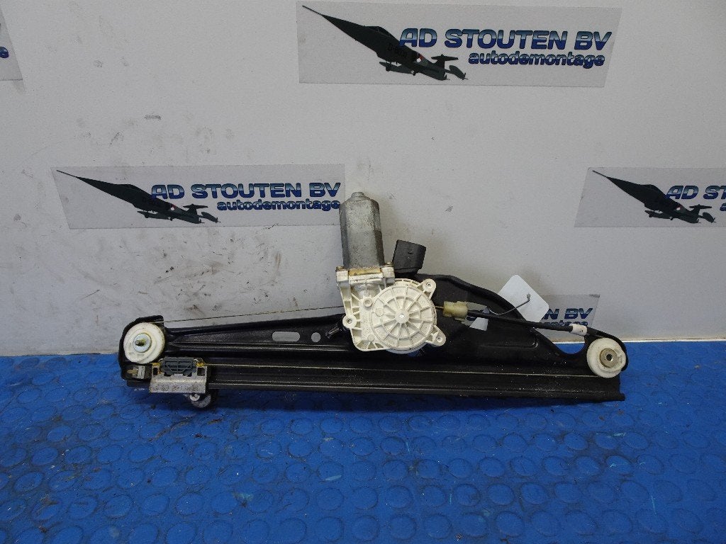Raammechaniek Elek Links Achter BMW 5 serie (E60) bmw6922319, Gebruikt, Petuelring 130, München 80809, , Duitsland, BMW, Bayerische Motoren Werke AG