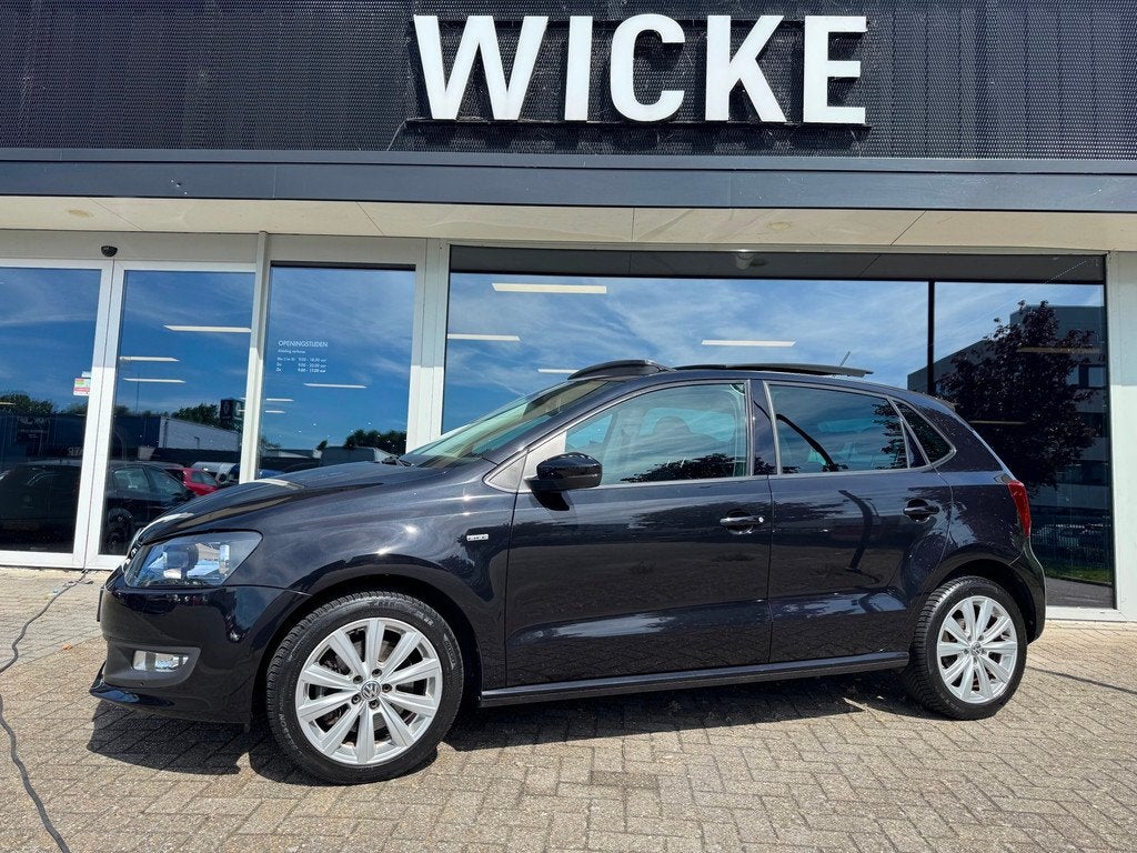 Volkswagen Polo 1.2 TSI 105 Pk 6Bak Panorama Clima Stoelv., Voorwielaandrijving, Euro 5, Zwart, Zwart